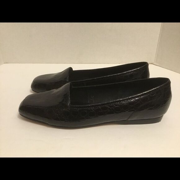 Enzo Angiolini Patent Leather Flats Size 8W - Picture 4 of 7
